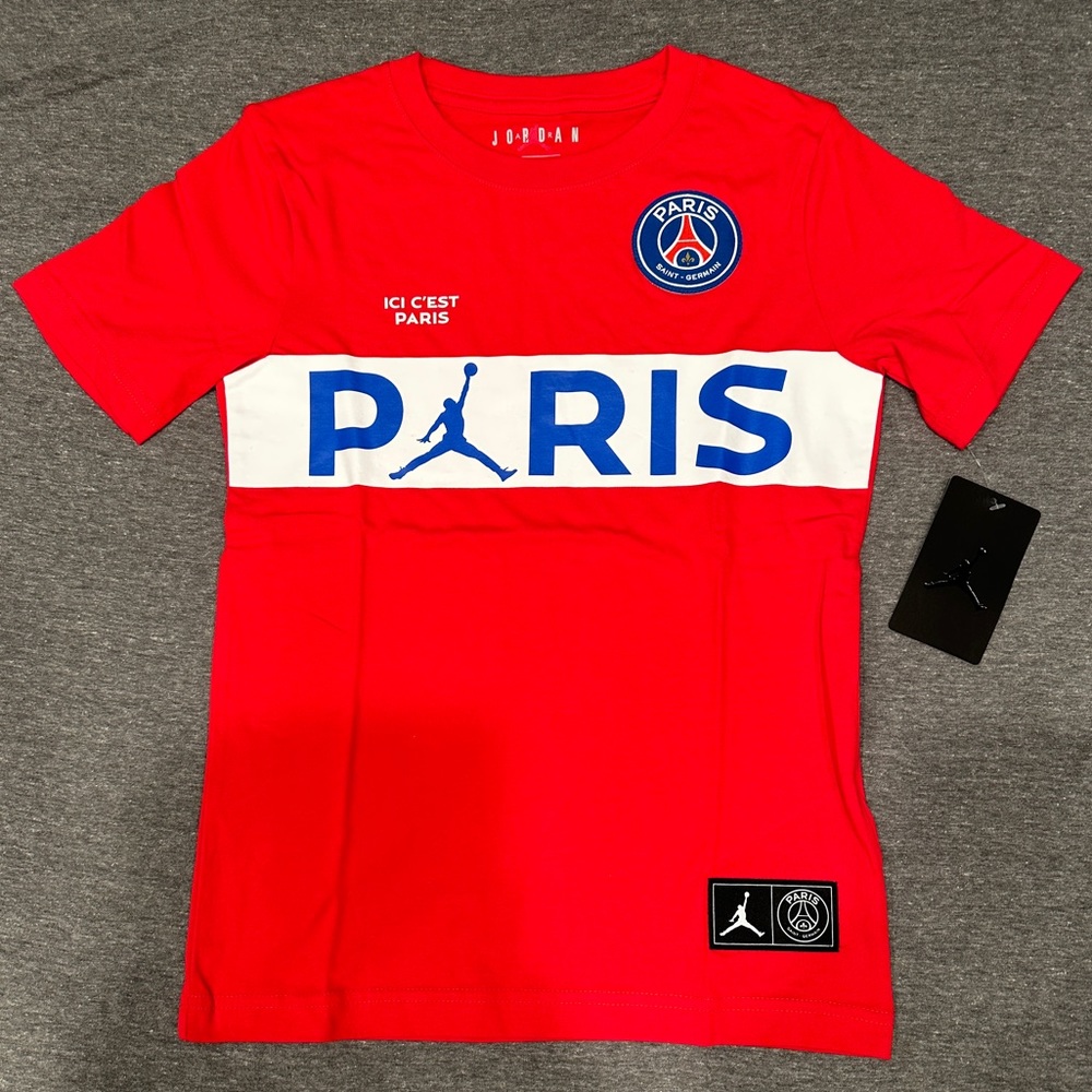 Nike Jordan x PSG Paris Saint Germain Boys Red T-shirt Size M - New w/ Tags